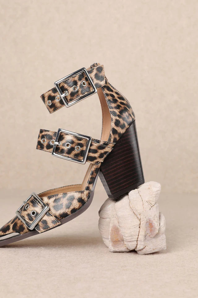 RIGHT ON POINT HEEL--LEOPARD