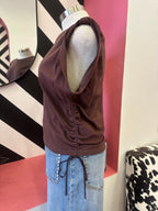 HABITUAL SLEEVELESS CINCHED WAIST TEE--MOCHA