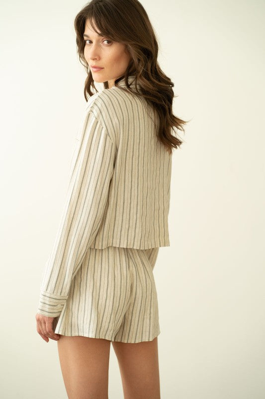 BUTTON UP CROPPED LINEN JACKET--IVORY STRIPE