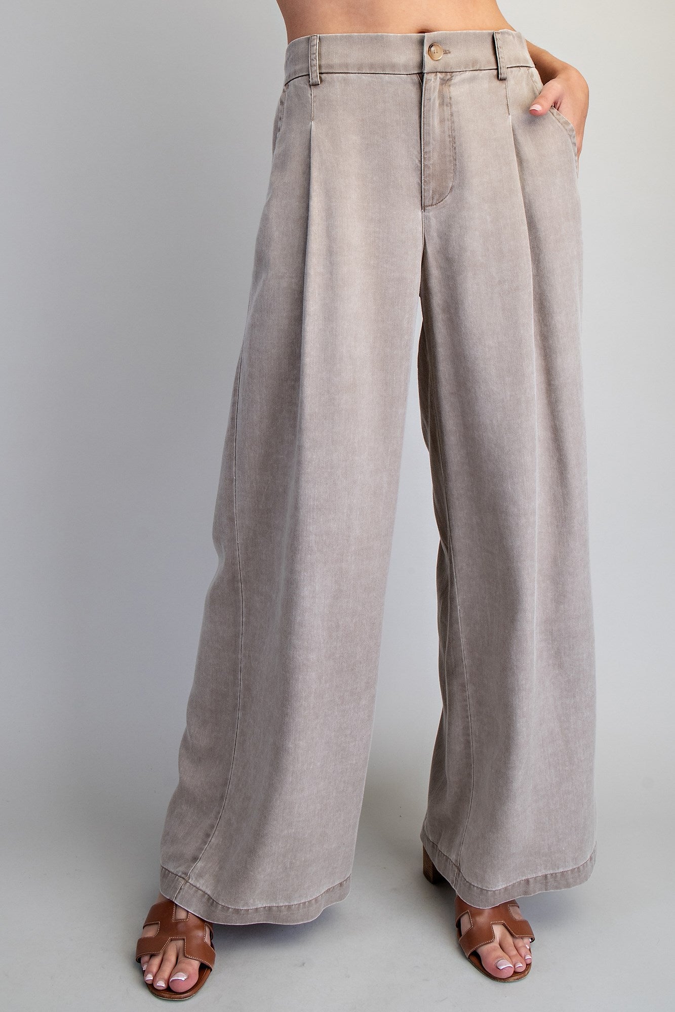 ZIPPER FRONT WIDE LEG PANTS--HAZLENUT