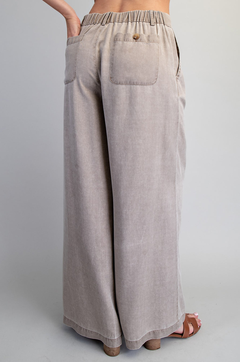 ZIPPER FRONT WIDE LEG PANTS--HAZLENUT