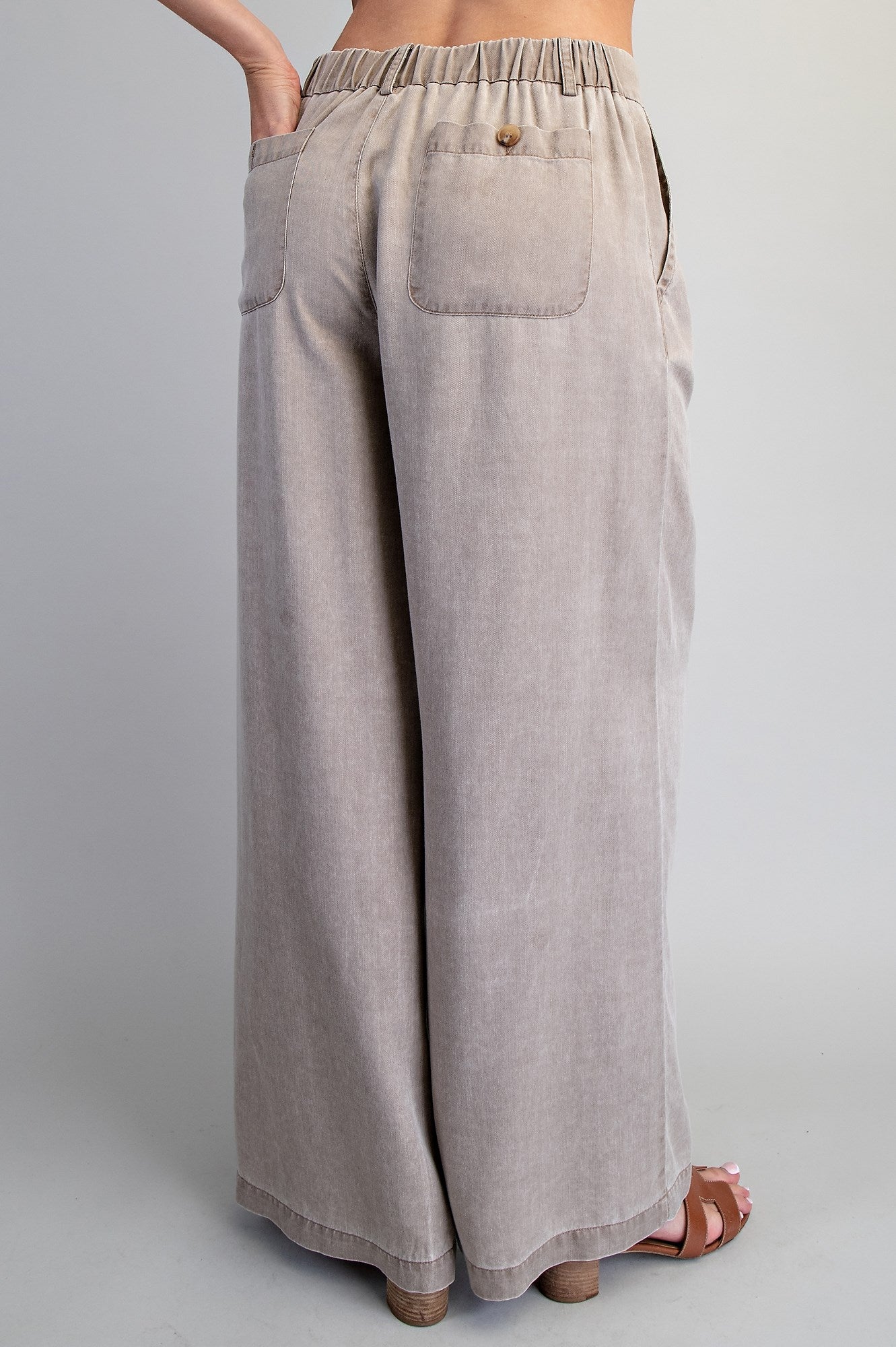 ZIPPER FRONT WIDE LEG PANTS--HAZLENUT