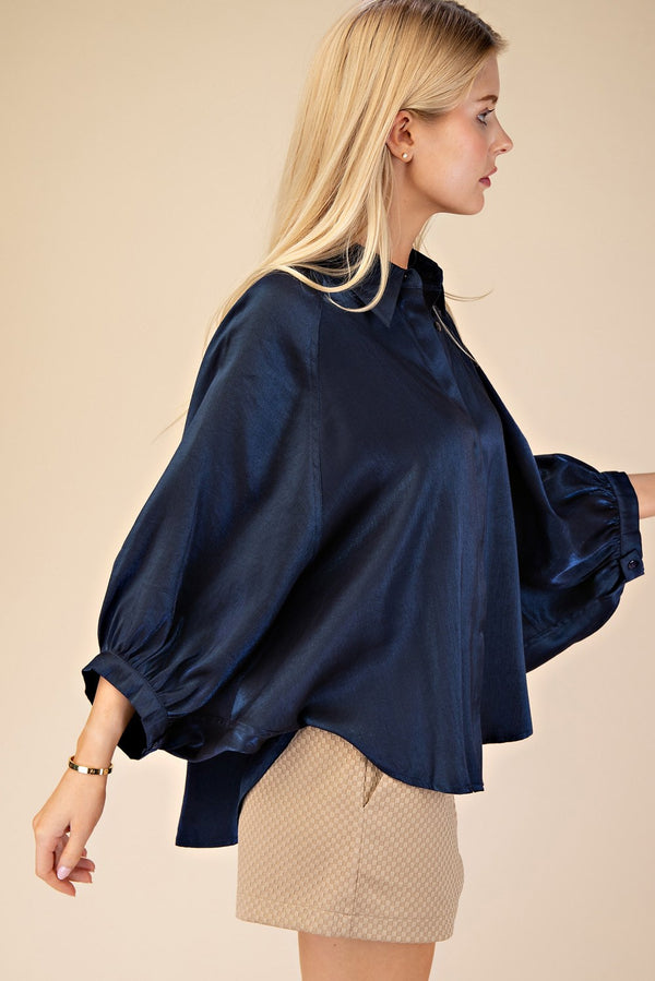 HERE FOR YOU 3/4 DOLMAN SLEEVE SHIMMER TOP--NAVY