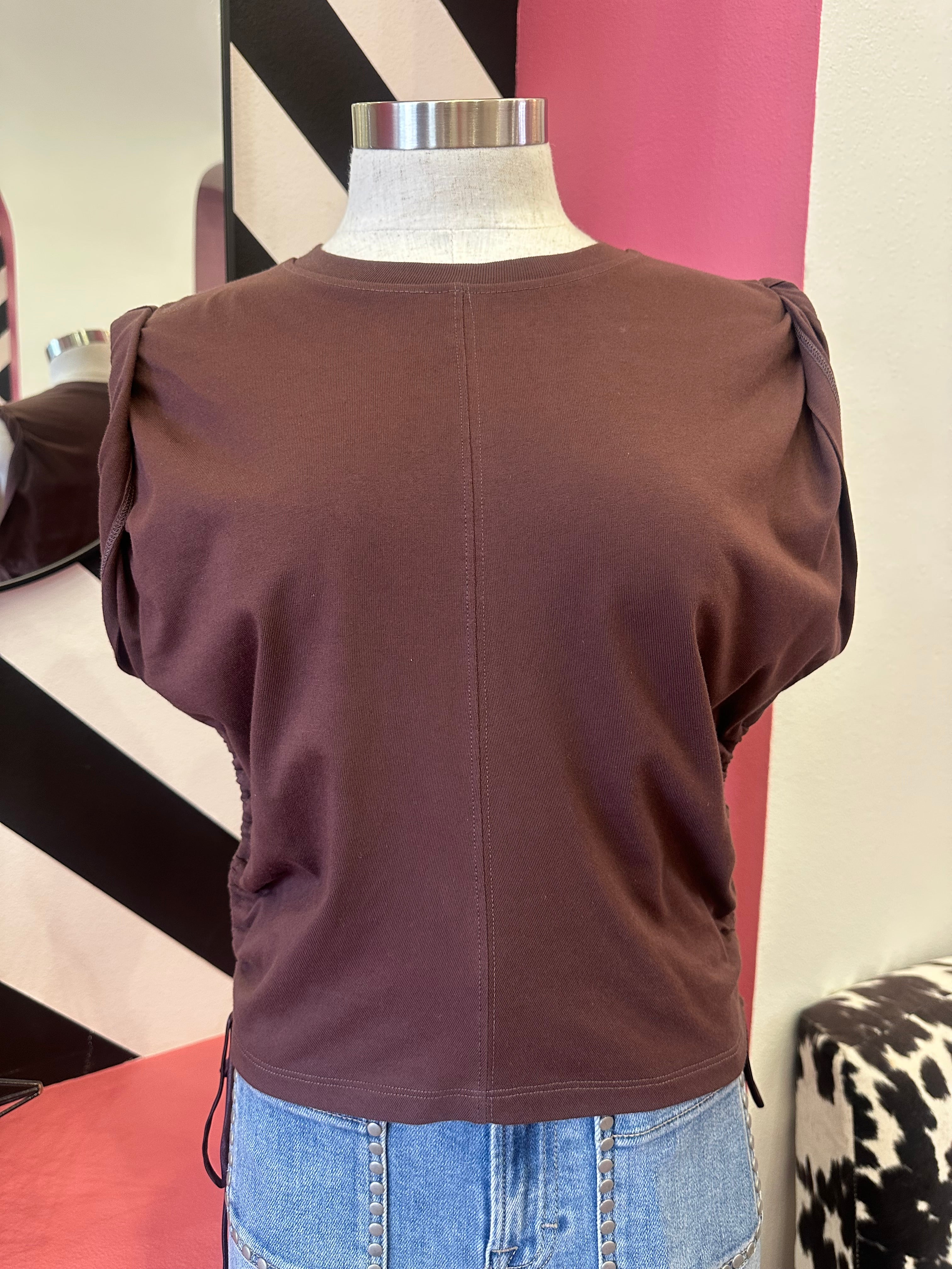 HABITUAL SLEEVELESS CINCHED WAIST TEE--MOCHA