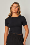 SEAMLESS CREWNECK CROP TOP--BLACK