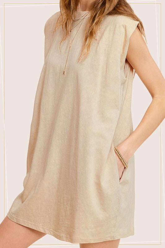 MINERAL WASHED SLEEVELESS DRESS WITH SIDE POCKETS--ALMOND MILK