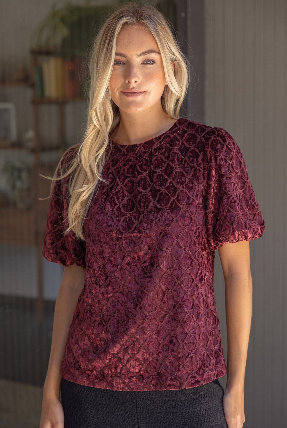 TRELLIS TRIM CRUSHED VELVET SLEEVE TOP--BURGUNDY