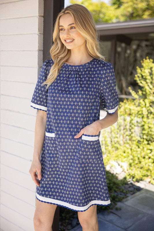 ALL SMILES SHIFT DRESS--NAVY