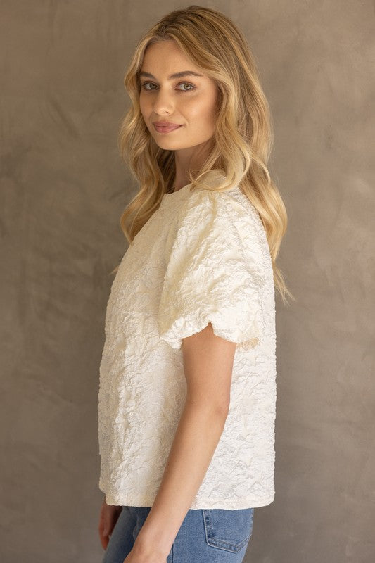 PURE INNOCENCE FLORAL TEXTURED TOP--CREAM