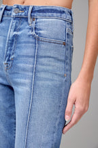 HIDDEN HAPPI PINTUCK FLARE JEANS