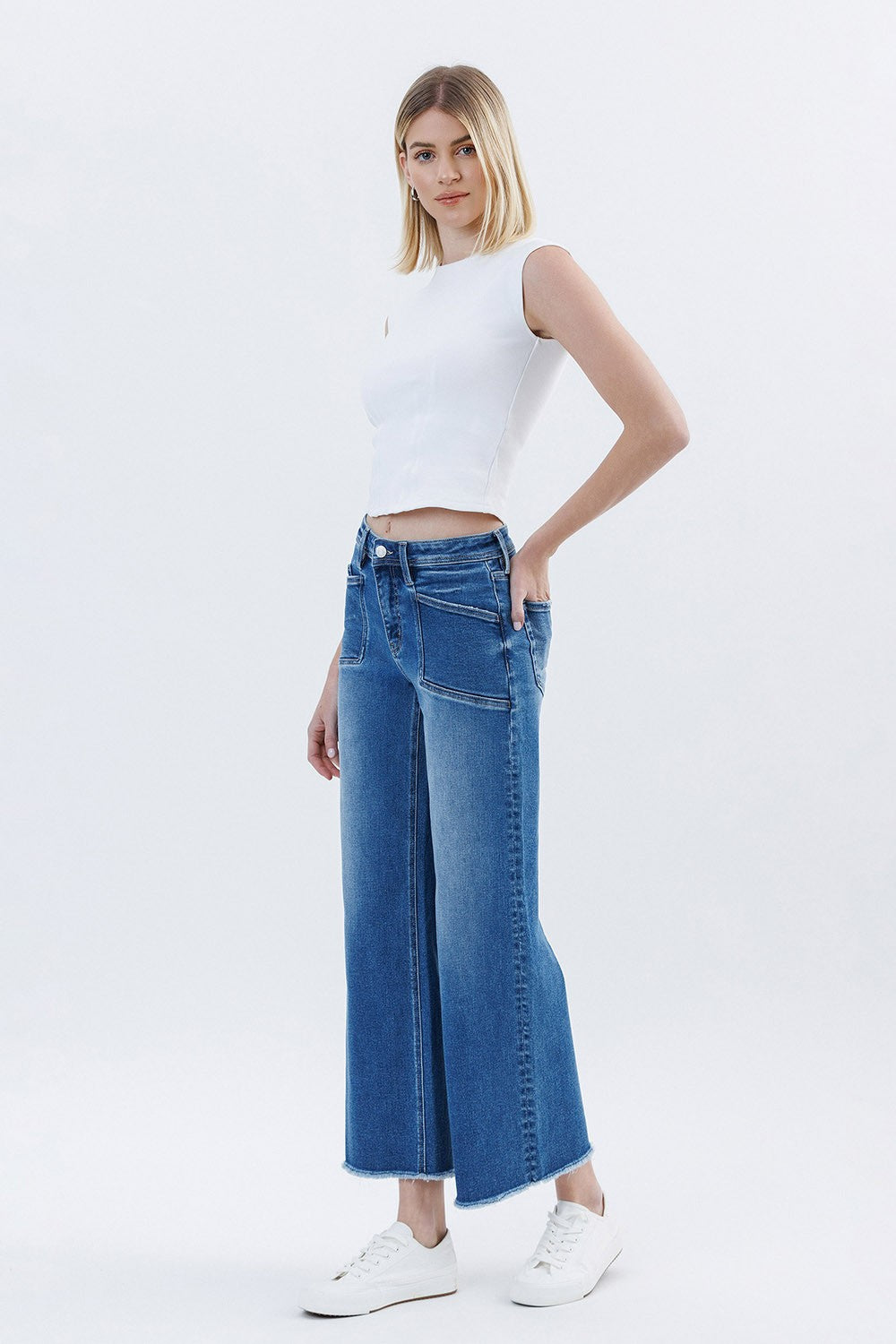 LOVERET HIGH RISE RAW HEM WIDE LEG JEANS