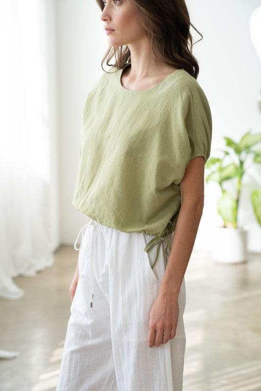 CAP SLEEVE CREW NECK LINEN TOP--FOREST GREEN