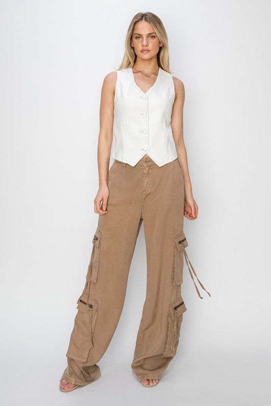 RISEN BUTTON DOWN VEST--CREAM
