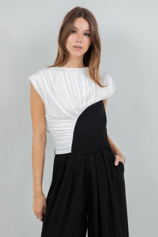 POWER MESH KNITTED COMBO TOP WITH SHOULDER PADS--BLACK/WHITE
