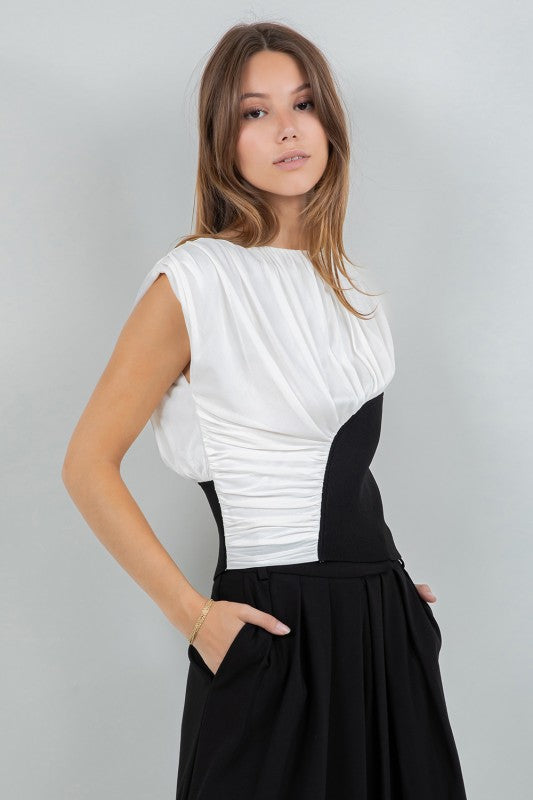 POWER MESH KNITTED COMBO TOP WITH SHOULDER PADS--BLACK/WHITE