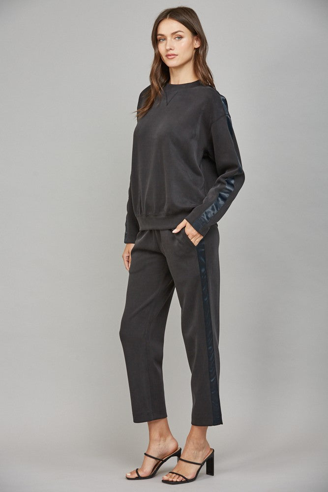 CONTRAST SATIN TRIM SWEATSHIRT--BLACK