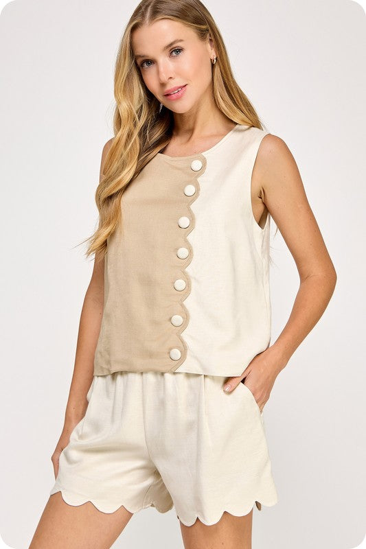 SCALLOP LINEN COLOR BLOCK TOP--CREAM/SAND