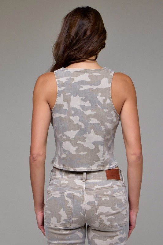 HIDDEN CAMO VEST TOP--TAN MIX