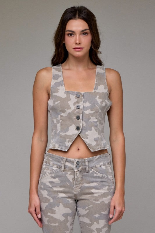 HIDDEN CAMO VEST TOP--TAN MIX