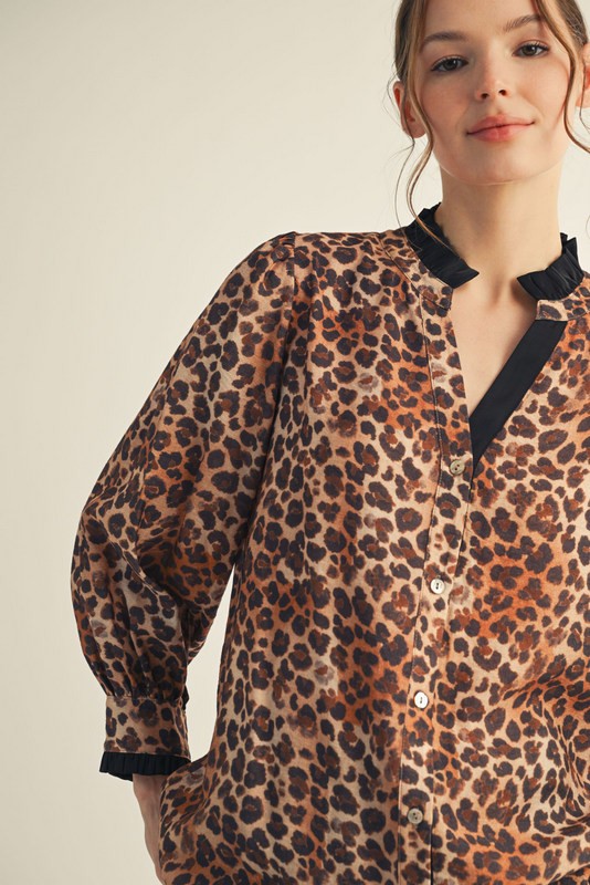 RUFFLE ACCENT LEOPARD TOP