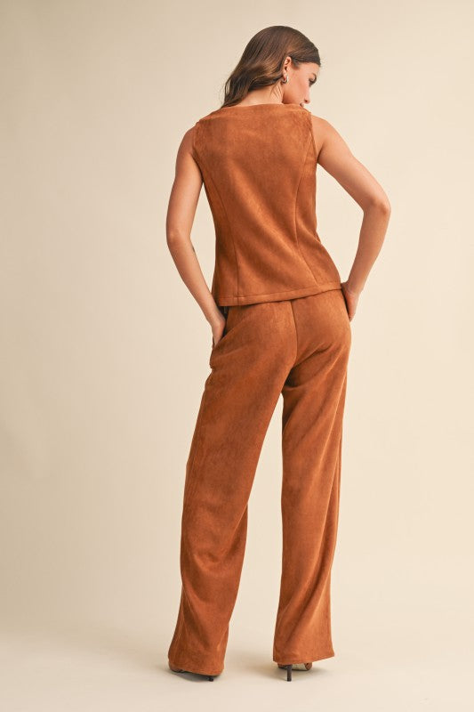 STRAIGHT SUEDE PANTS--CAMEL