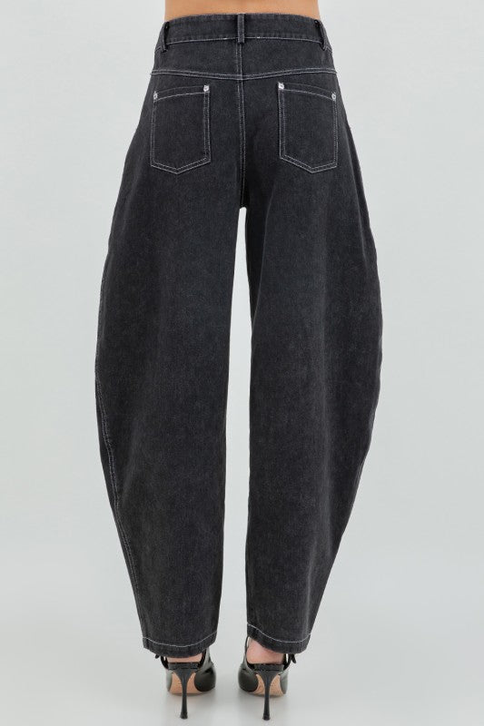 SOFT COTTON WASHED BARREL LEG PANTS--BLACK