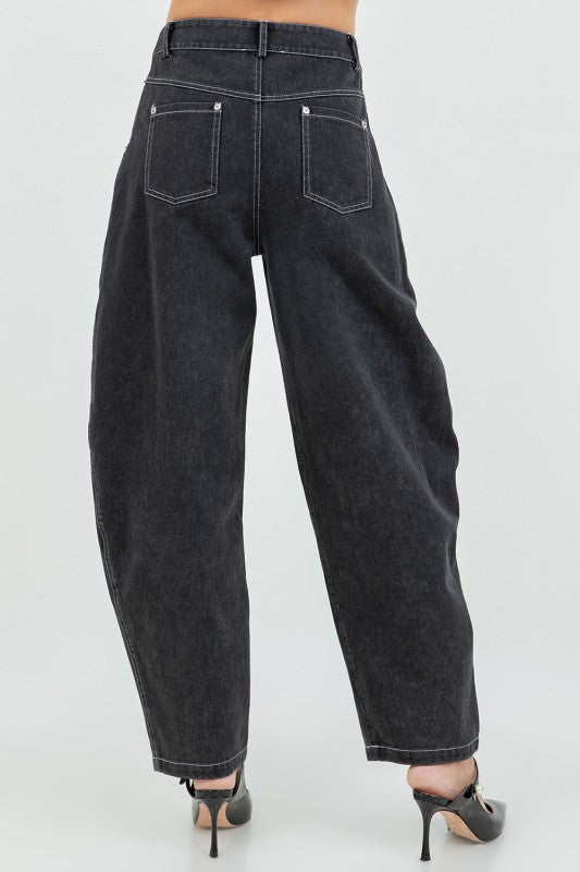 SOFT COTTON WASHED BARREL LEG PANTS--BLACK