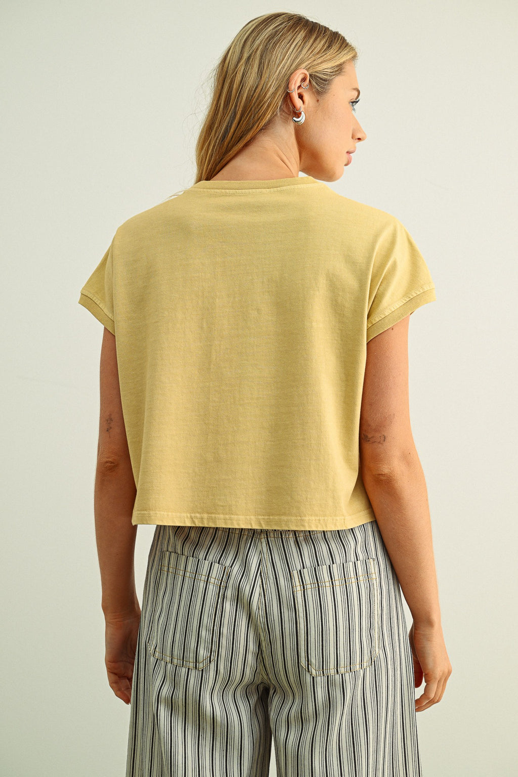 SHORT SLEEVE BOXY TOP--BUTTER