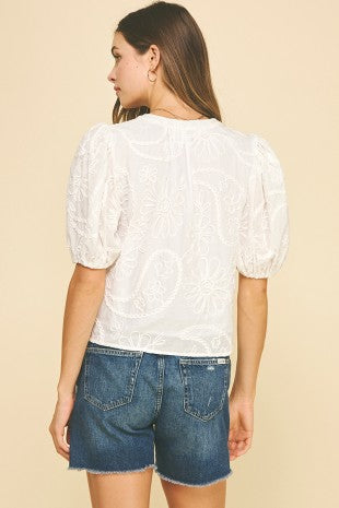 FLORAL EMBROIDERED TOP--WHITE