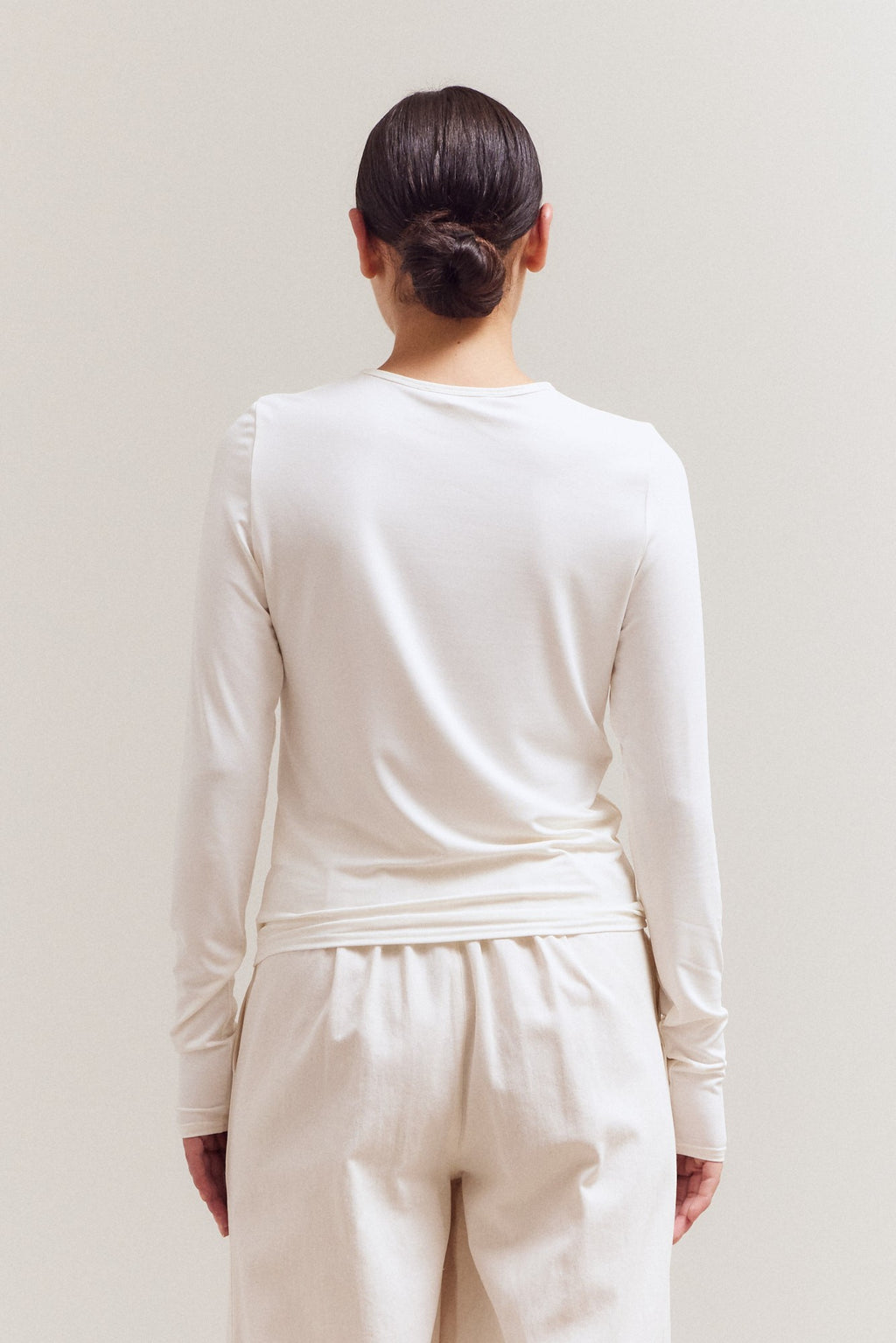 LONG SLEEVE MODAL TEE--OFF WHITE