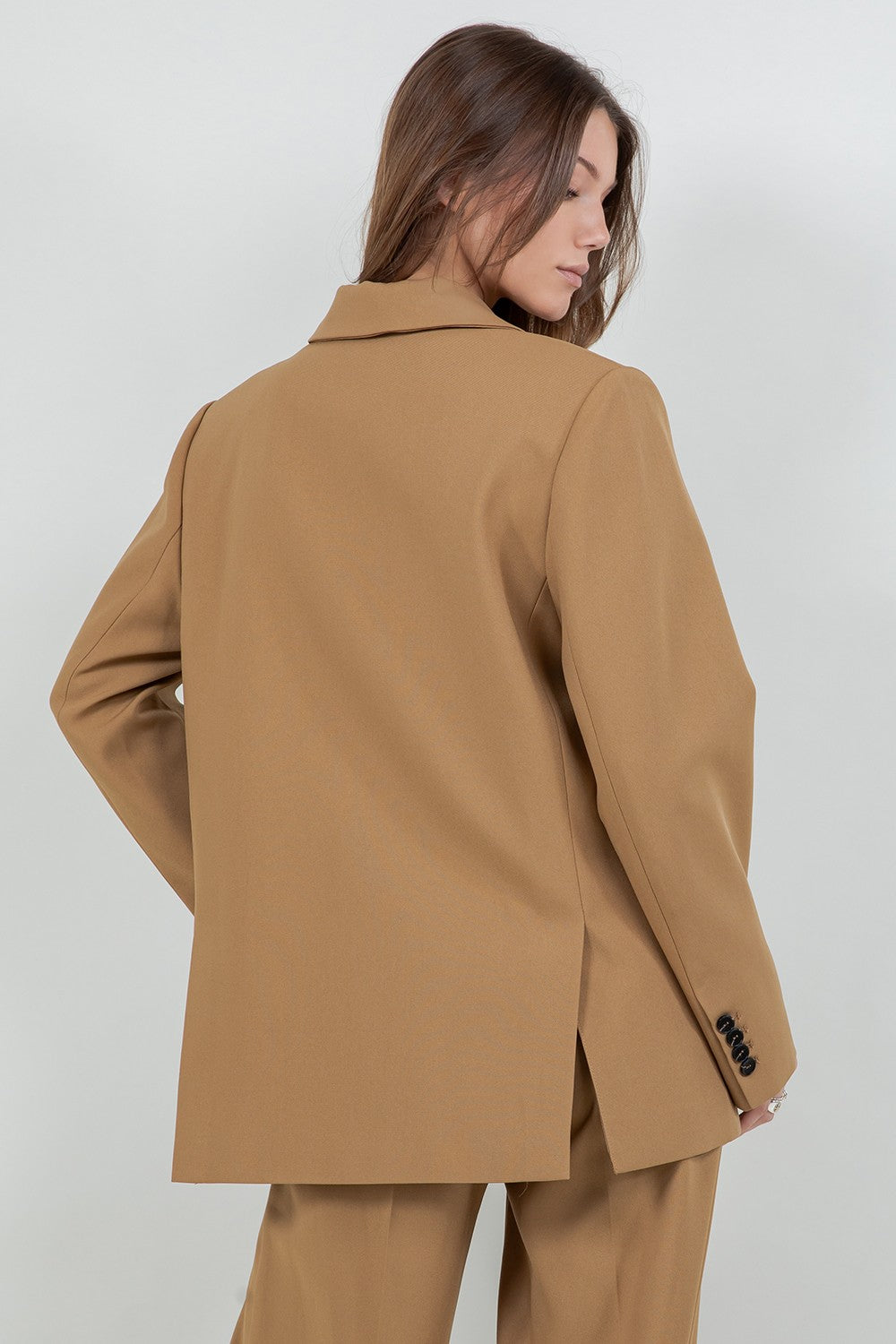 WOVEN OVERSIZED DOUBLE BREASTED BLAZER--TAN