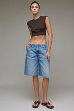 HIDDEN CLASSIC BARREL JORTS--MEDIUM WASH