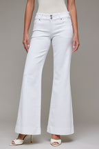 HIDDEN HAPPI LOW RISE DOUBLE BUTTON WAISTBAND FLARE JEANS--WHITE