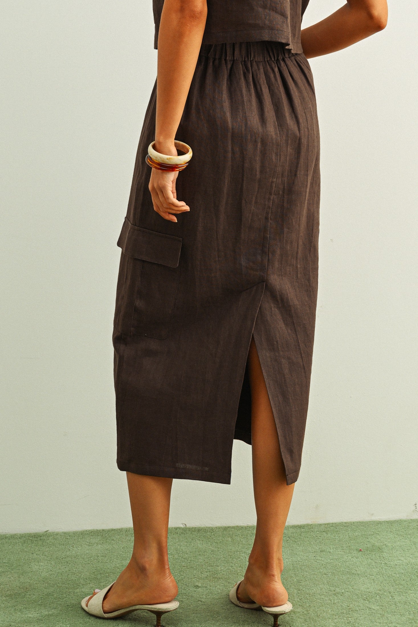 CARGO POCKET LINEN SKIRT--ESPRESSO