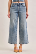 HIDDEN NORI CROPPED WIDE LEG JEANS--MEDIUM LIGHT