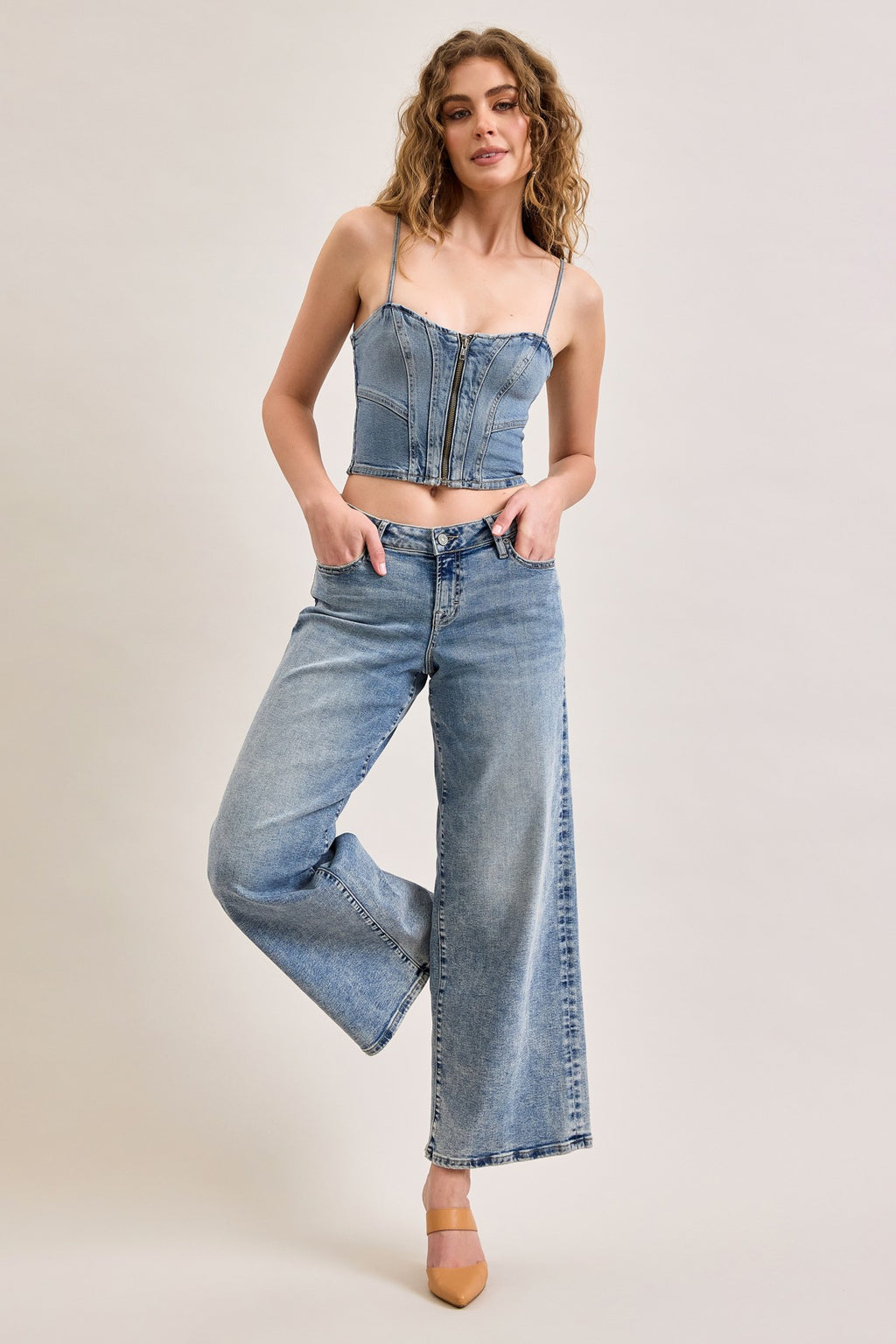 HIDDEN NORI CROPPED WIDE LEG JEANS--MEDIUM LIGHT