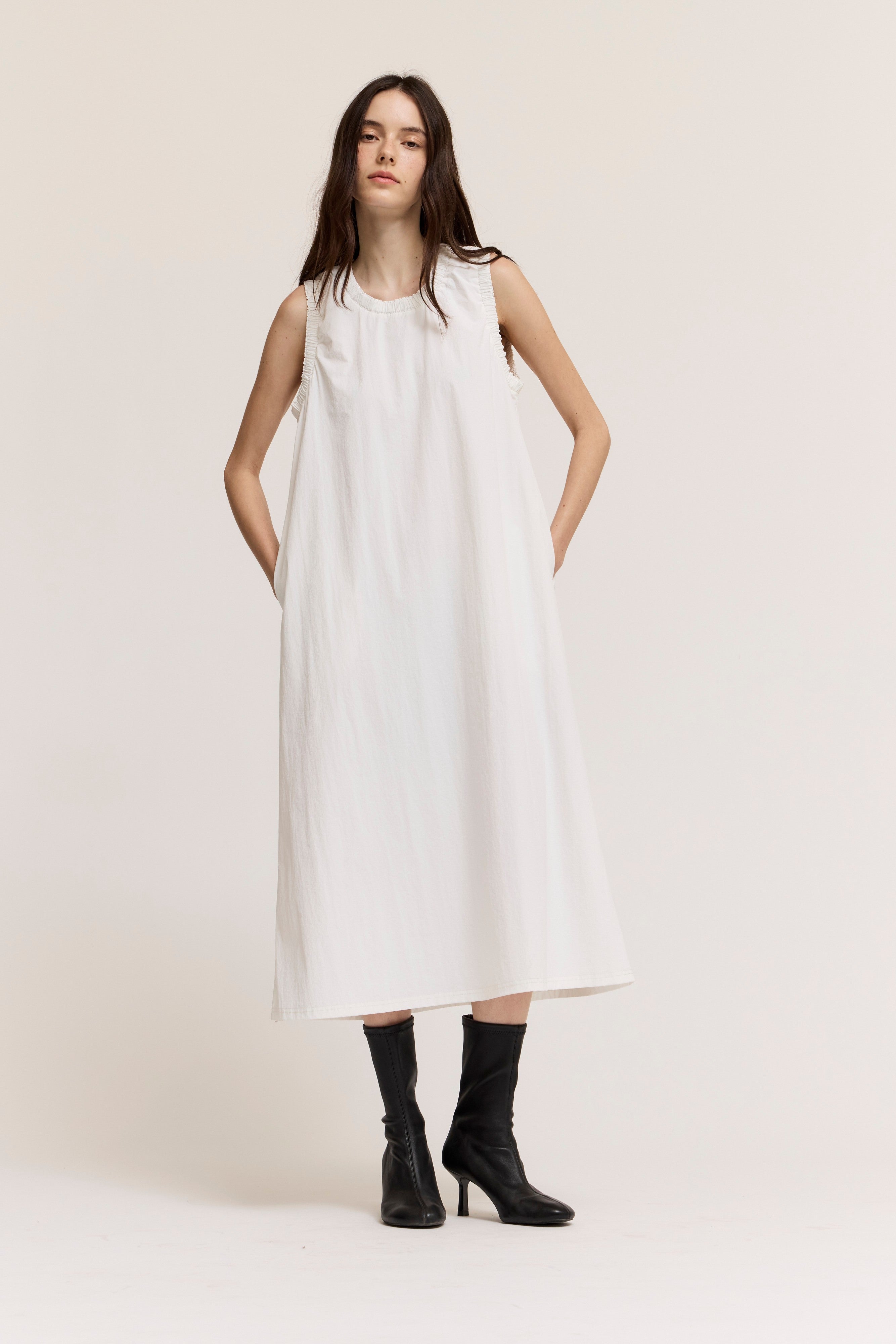 RUFFLE DETAIL A-LINE MAXI DRESS--WHITE