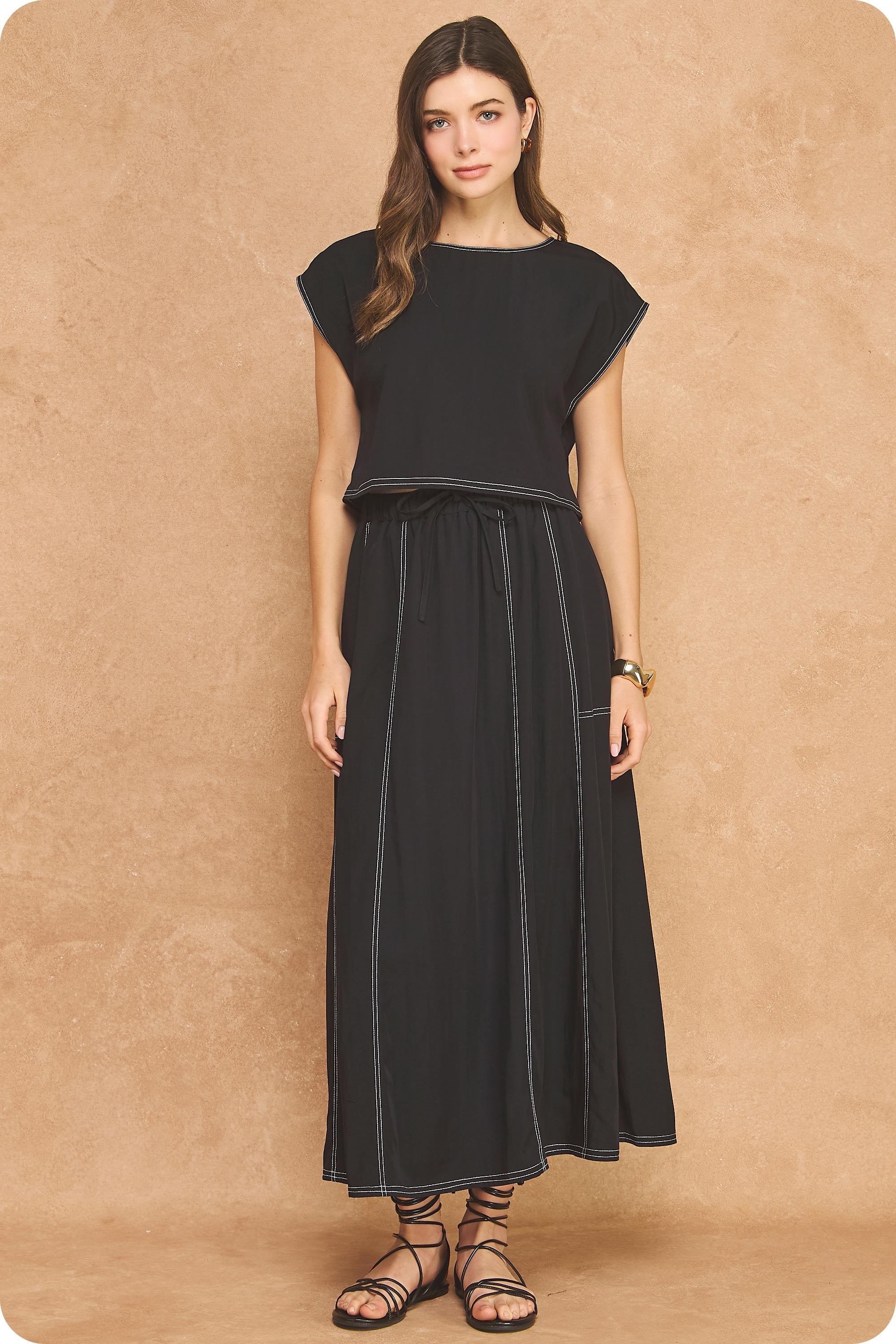 TOP STITCH SKIRT--BLACK
