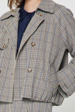 PLAID SHORT TRENCH JACKET--TAN/NAVY MIX