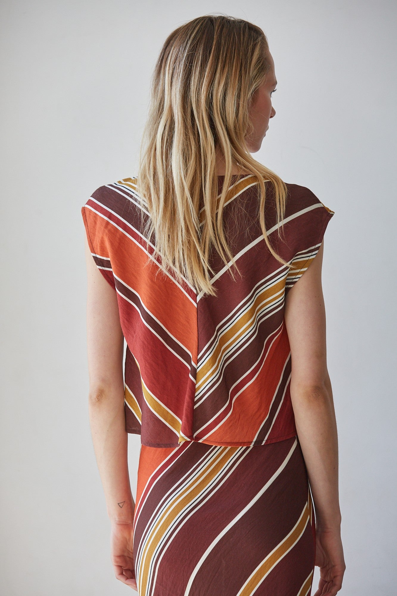 ISSEY STRIPED TOP--CHOCOLATE/RUST