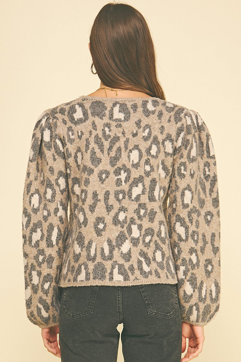 LEOPARD PUFF SLEEVE KNIT SWEATER
