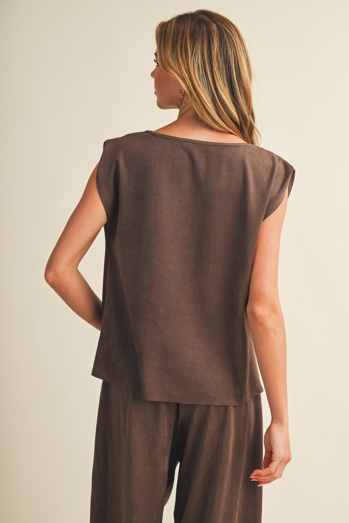 FAUX SUEDE COWL NECK SLEEVELESS TOP--BROWN