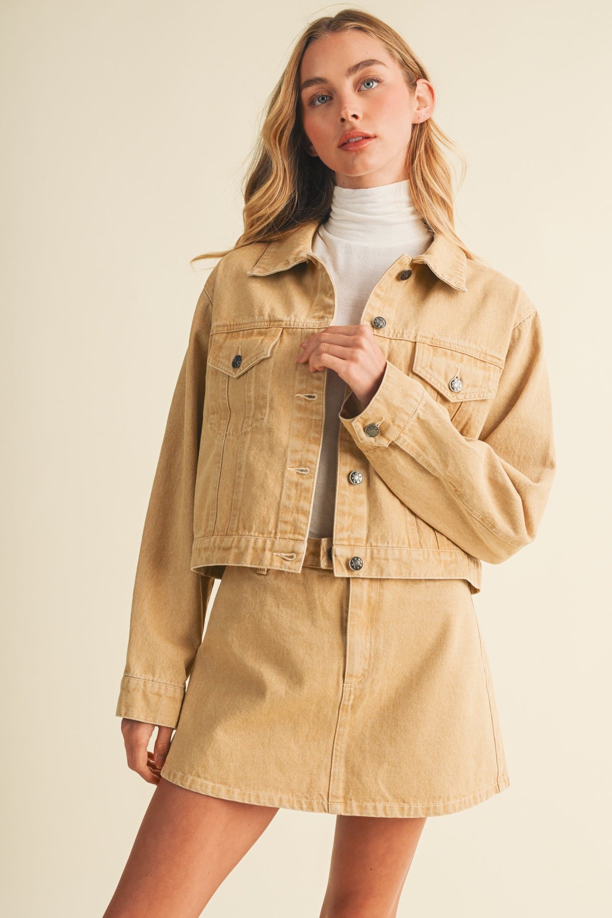 RIGID DENIM TRUCKET JACKET--CAMEL