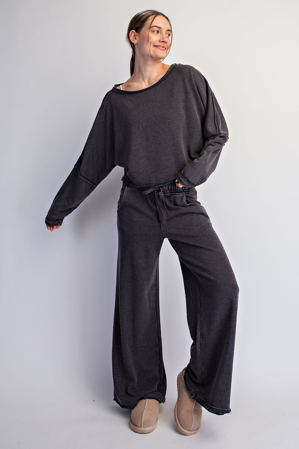 MW CROPPED FRENCH TERRY PULLOVER--BLACK