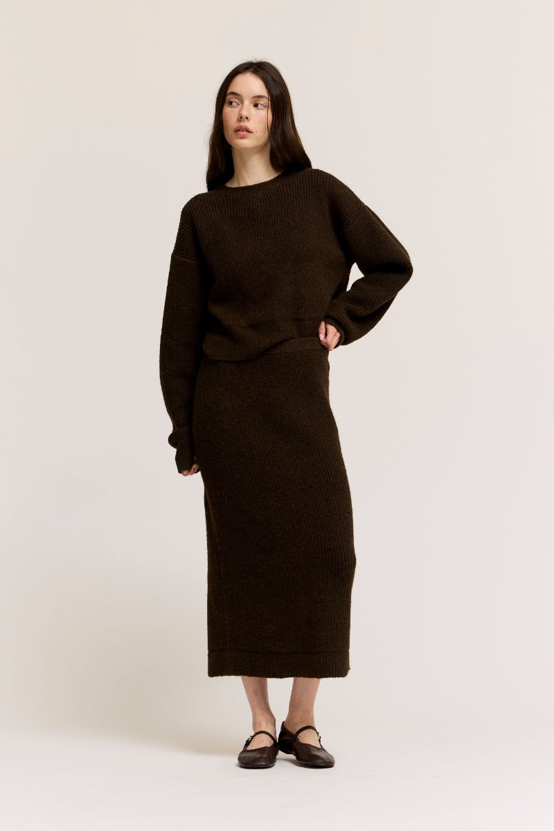 CAROB BROWN KNIT PULLOVER