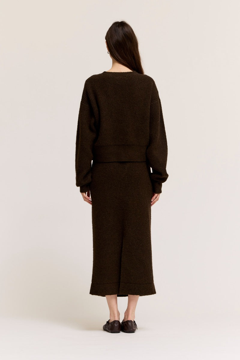 CAROB BROWN KNIT PULLOVER