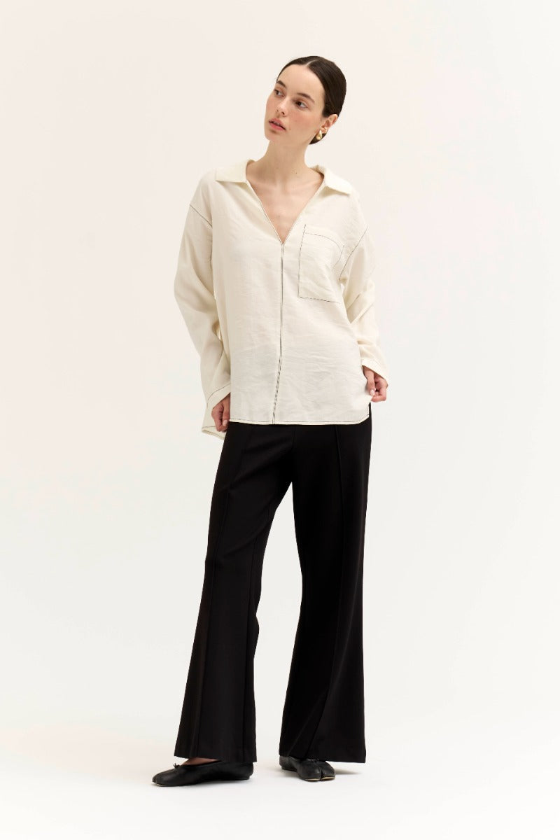 CONTRAST STICH OVERSIZED TOP--OFF WHITE