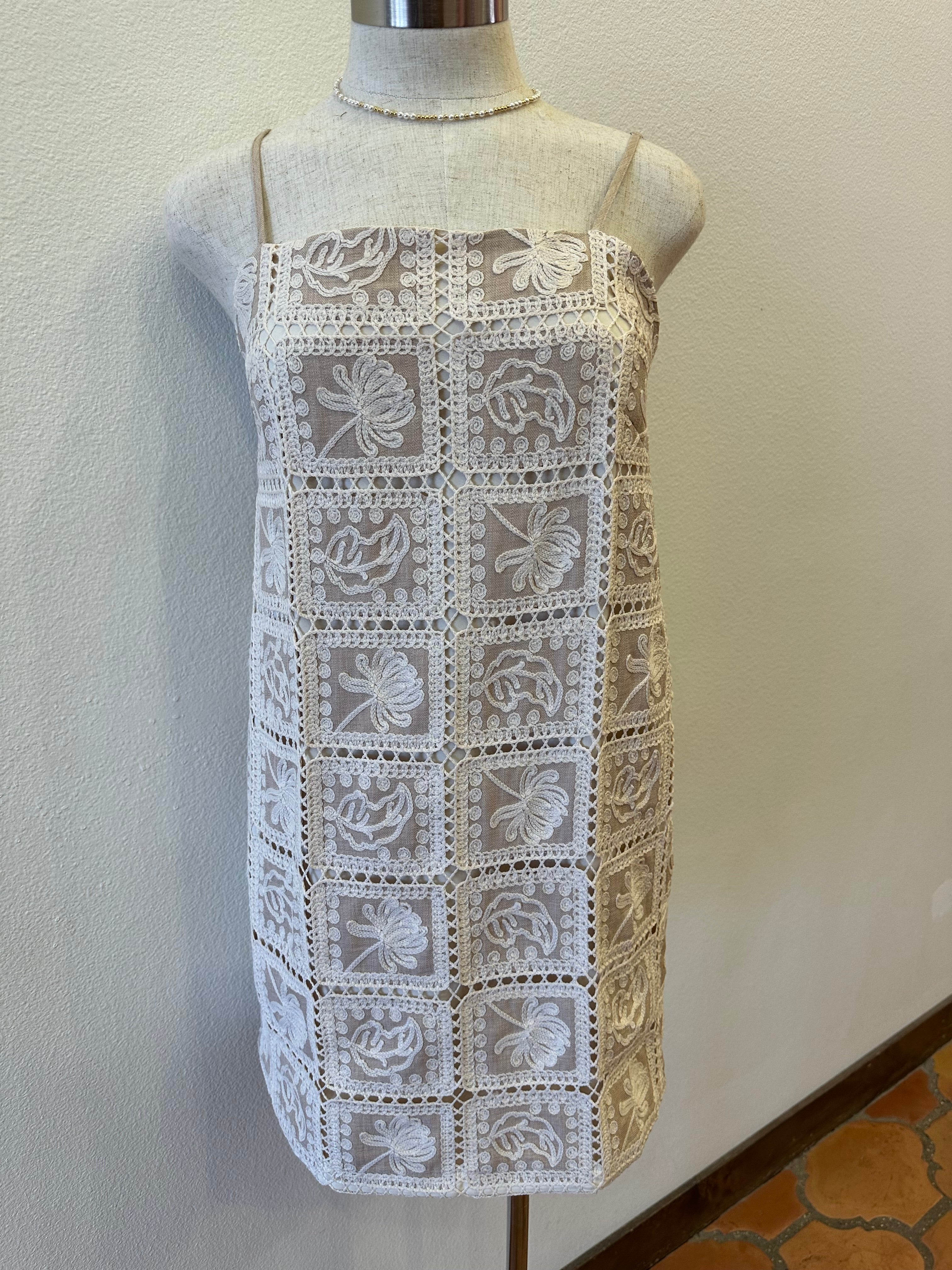 CONTRAST CROCHET MINI DRESS--TAN/CREAM