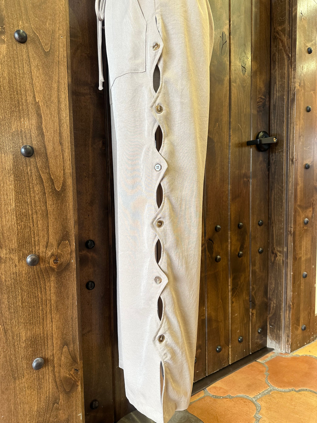 NATURAL ROOTS BUTTON PANTS--KHAKI