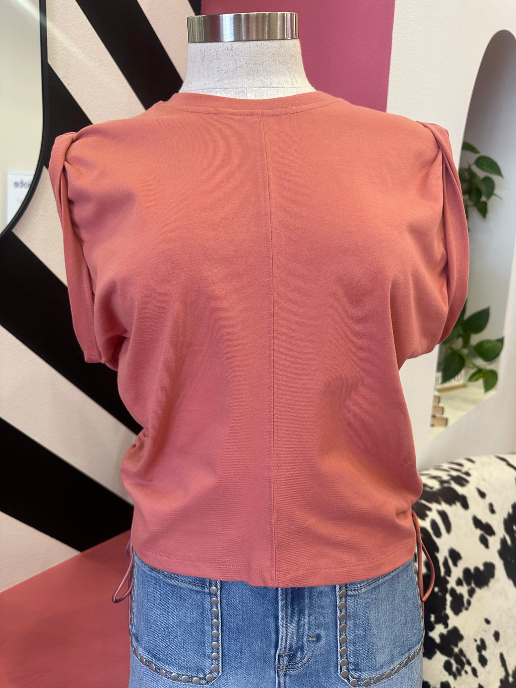 HABITUAL SLEEVELESS CINCHED WAIST TEE--ROSE